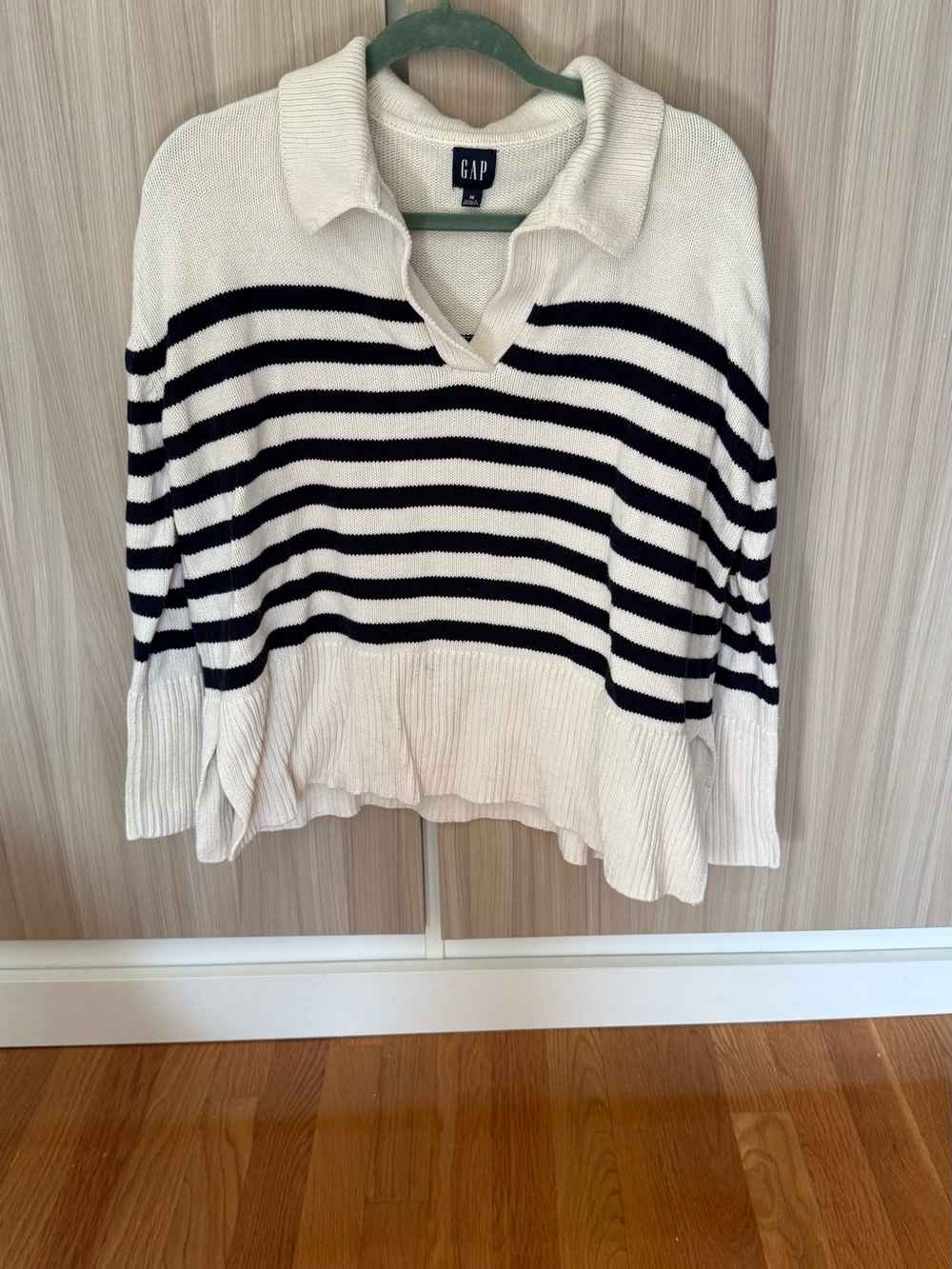 GAP White and Navy Striped V‑Neck Collared Sweater